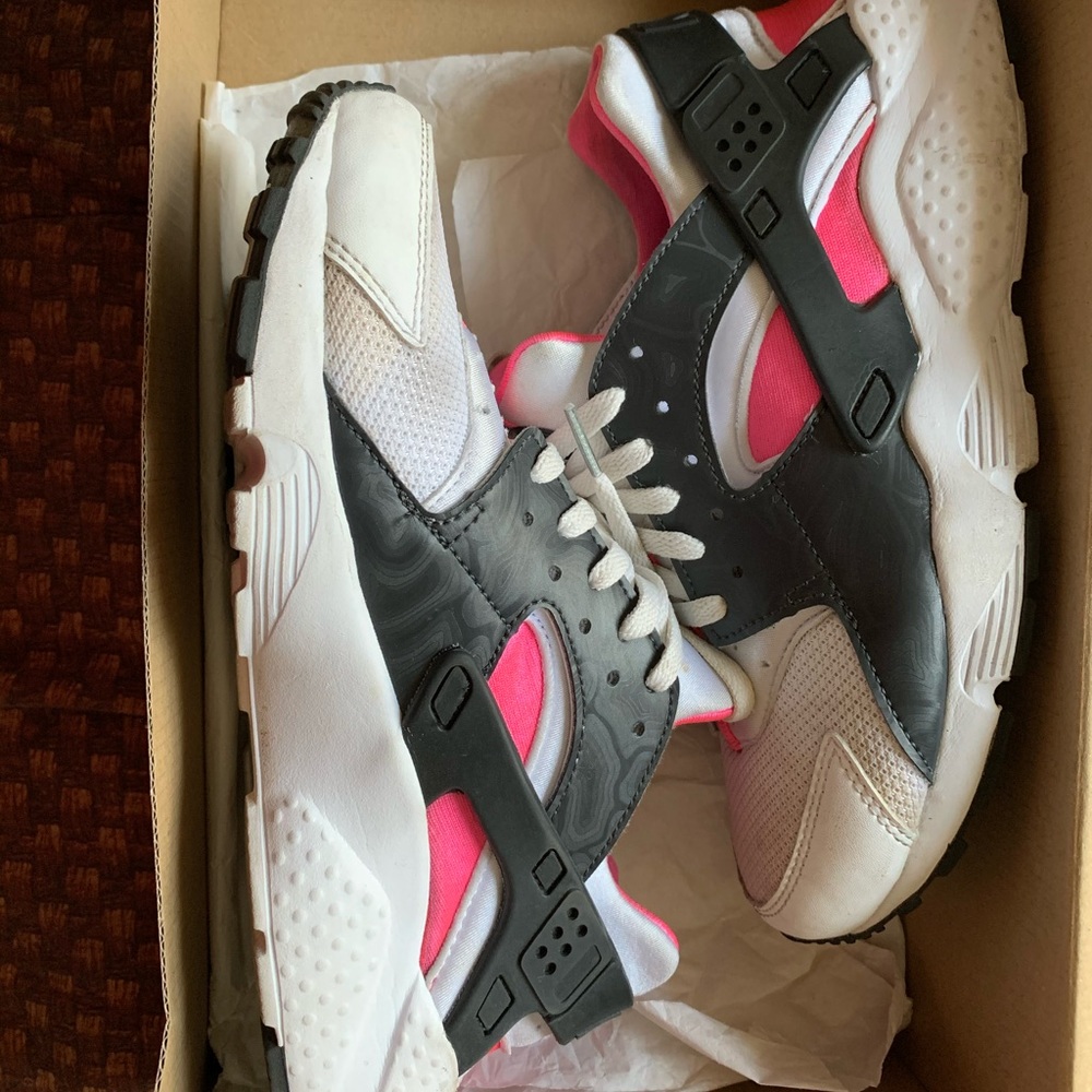Nike huaraches